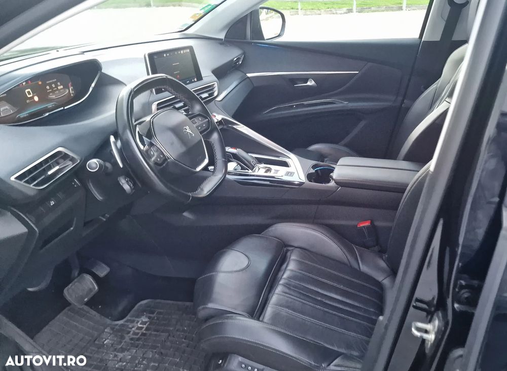 Peugeot 5008 1.2 Puretech Turbo s&s EAT8 Allure - 29