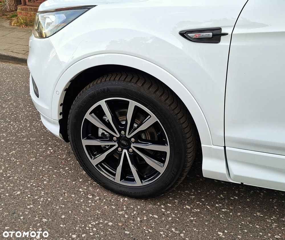 Ford Kuga 2.0 TDCi 2x4 ST-Line - 15