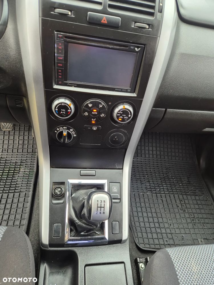 Suzuki Grand Vitara 1.9 DDiS Comfort - 2