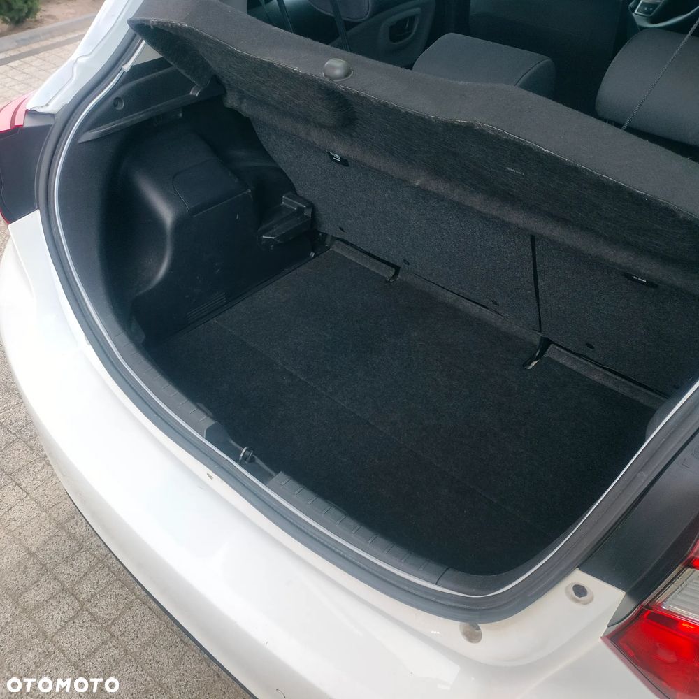 Toyota Yaris 1.5 Active - 10
