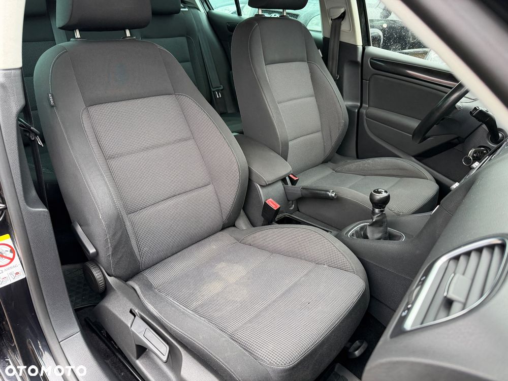 Volkswagen Golf 1.6 TDI DPF BlueMotion Technology Team - 13