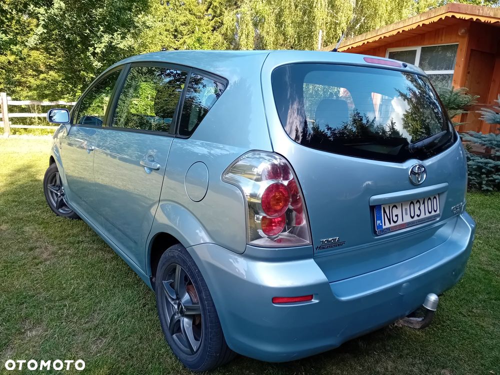 Toyota Corolla 2.0 D-4D Sol - 4