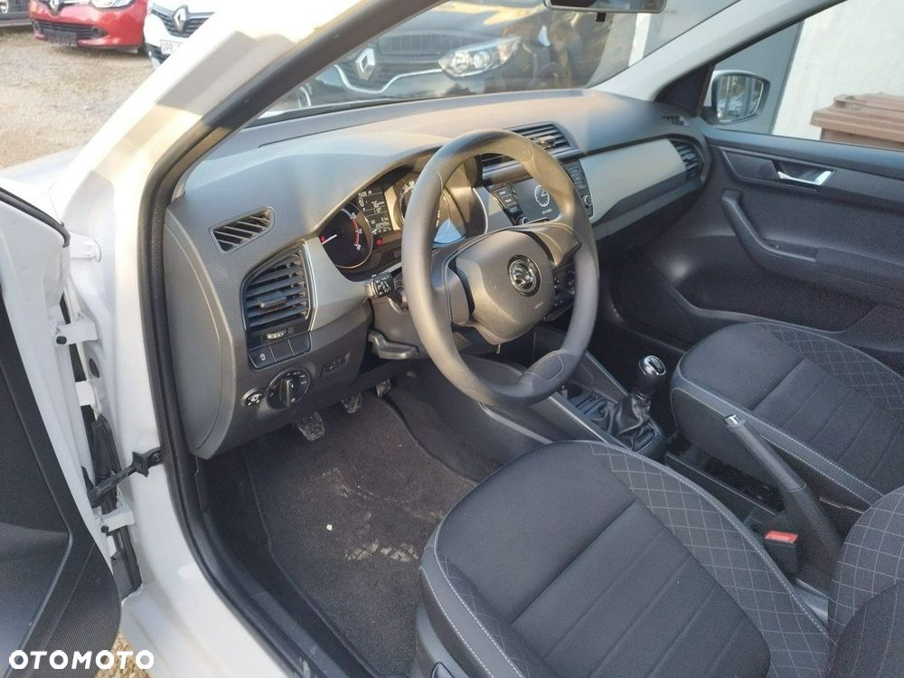 Skoda Fabia - 7