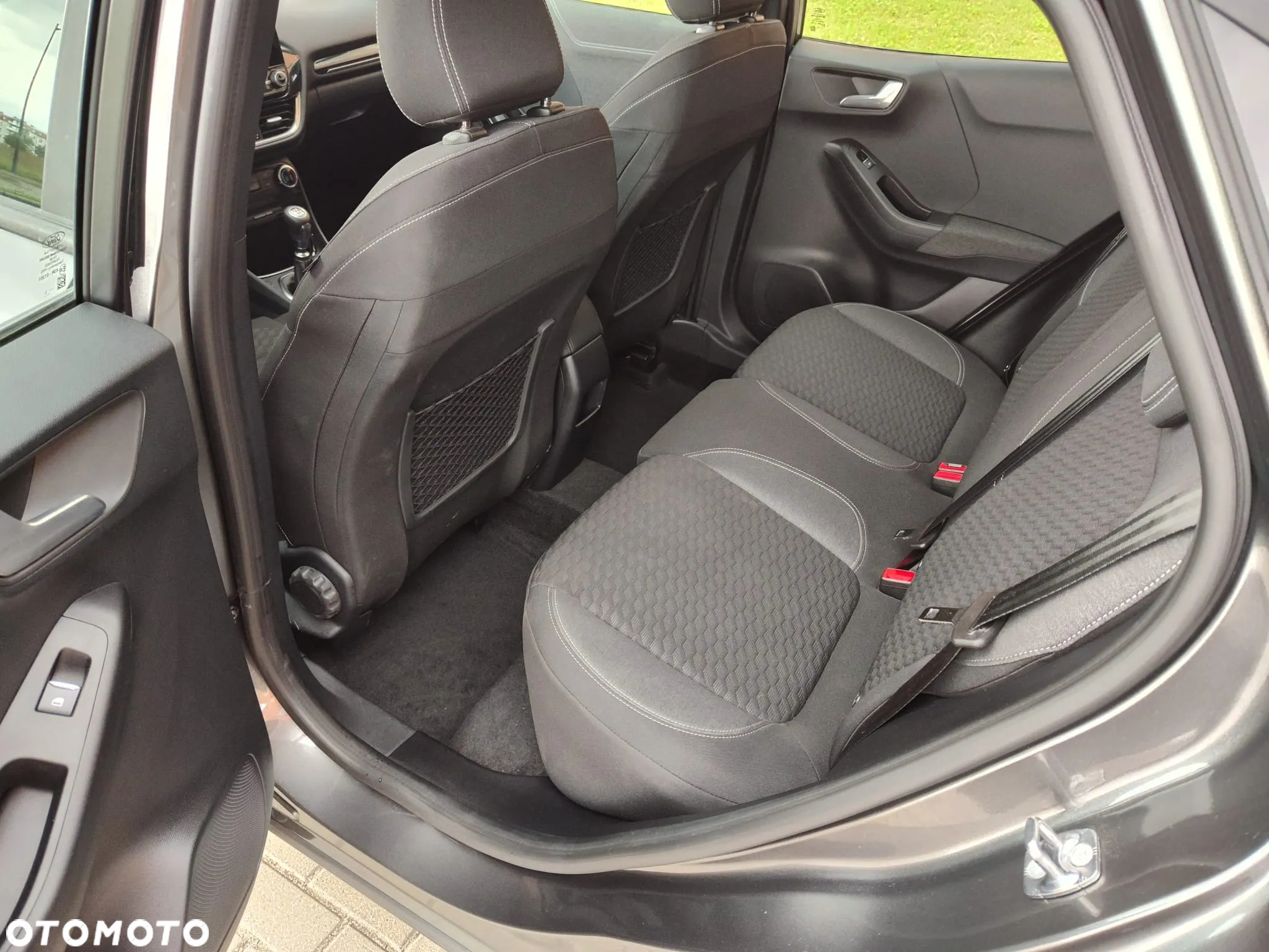Ford Puma 1.0 EcoBoost Hybrid TITANIUM - 9