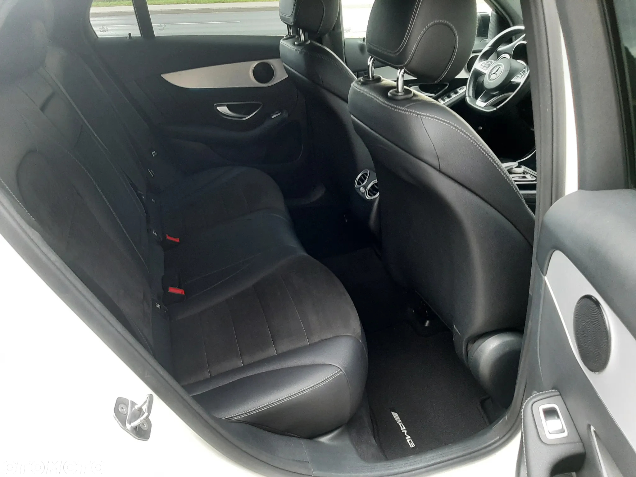 Mercedes-Benz GLC Coupe 220 d 4-Matic - 9