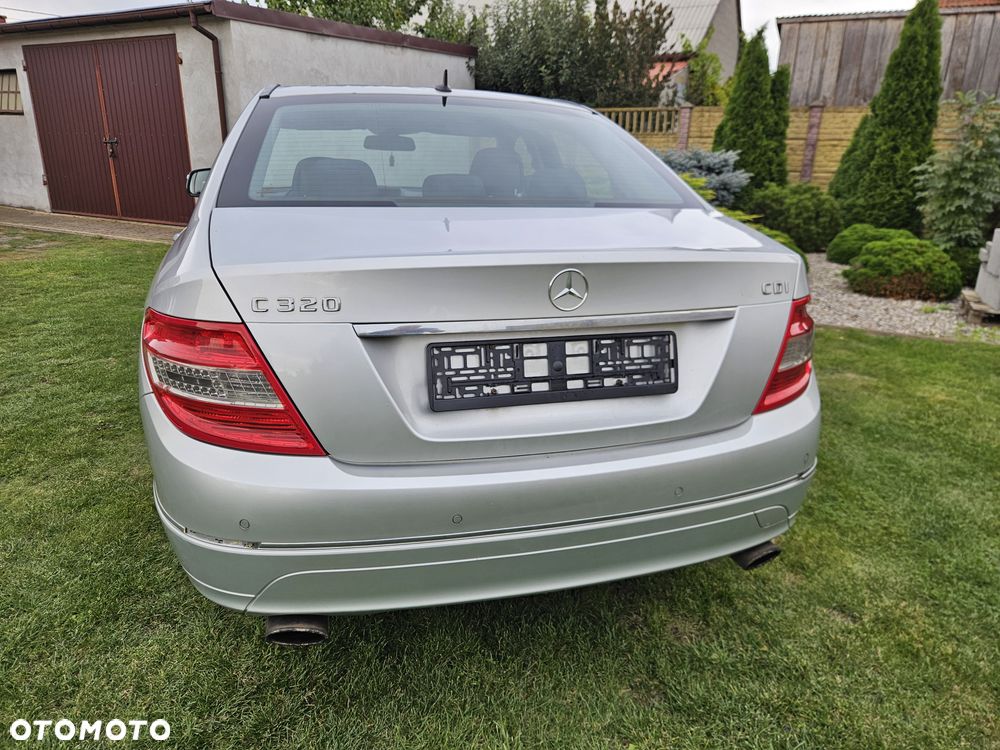 Mercedes-Benz Klasa C 320 CDI DPF 7G-TRONIC Elegance - 5