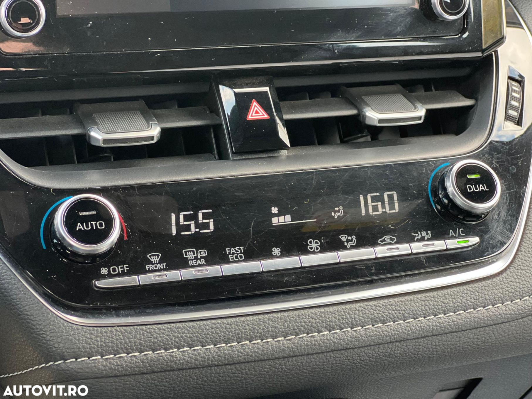 Toyota Corolla - 23