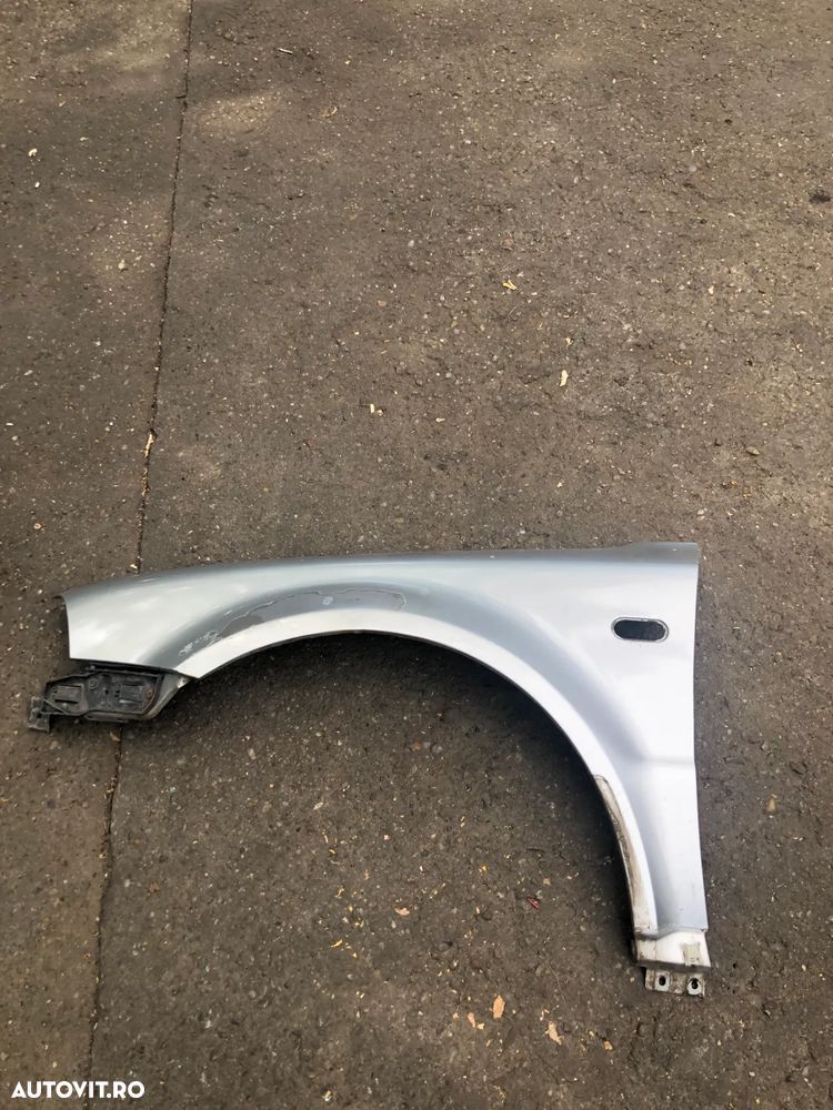 Aripa stanga VW Volkswagen Passat B5.5 gri argintiu 2002 - 1