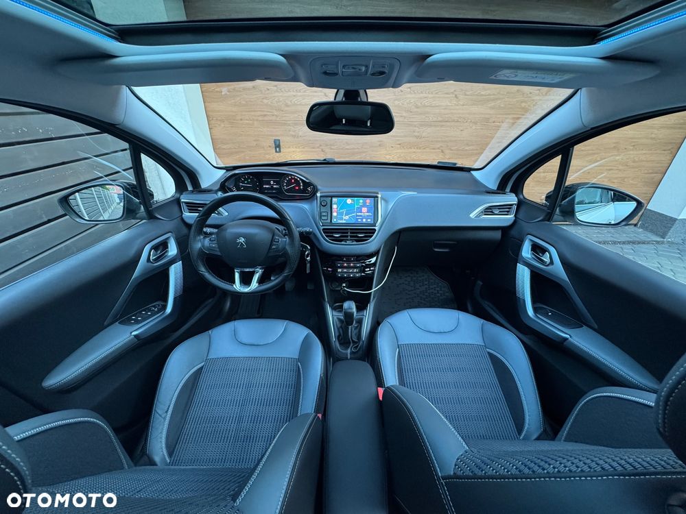 Peugeot 208 1.2 PureTech Allure S&S - 19