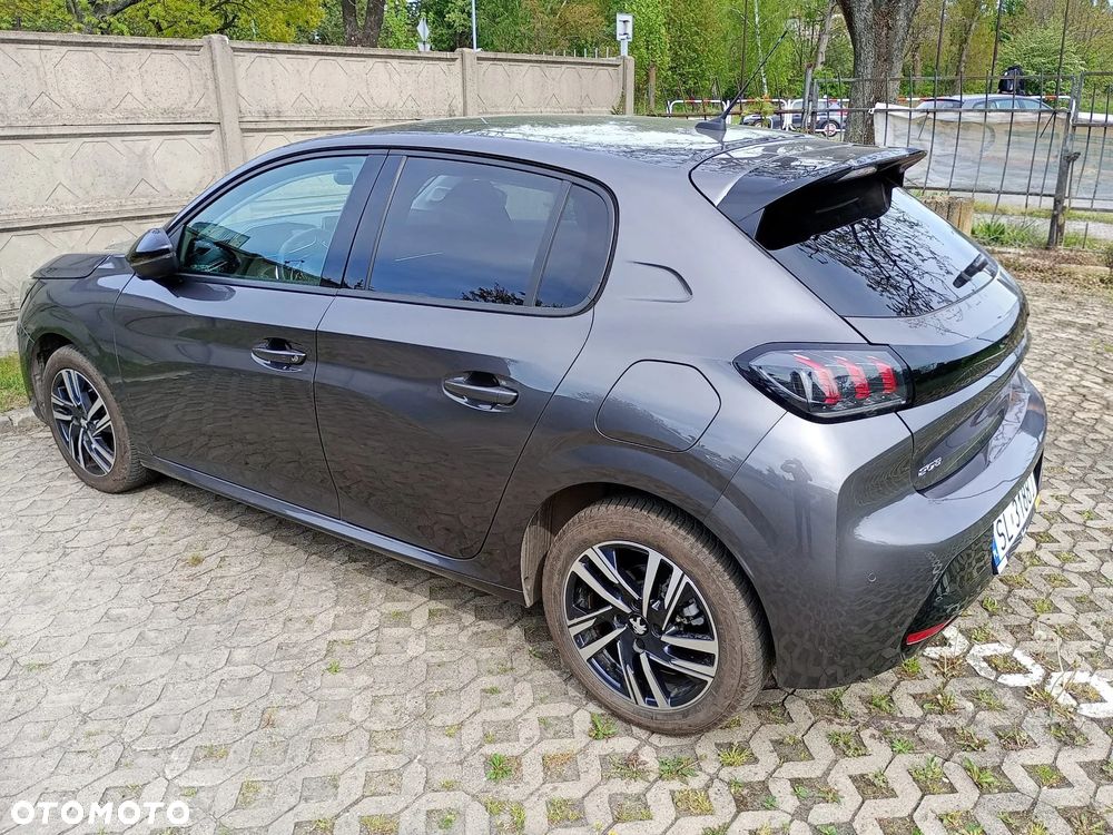 Peugeot 208 1.2 PureTech Active S&S EAT8 - 5