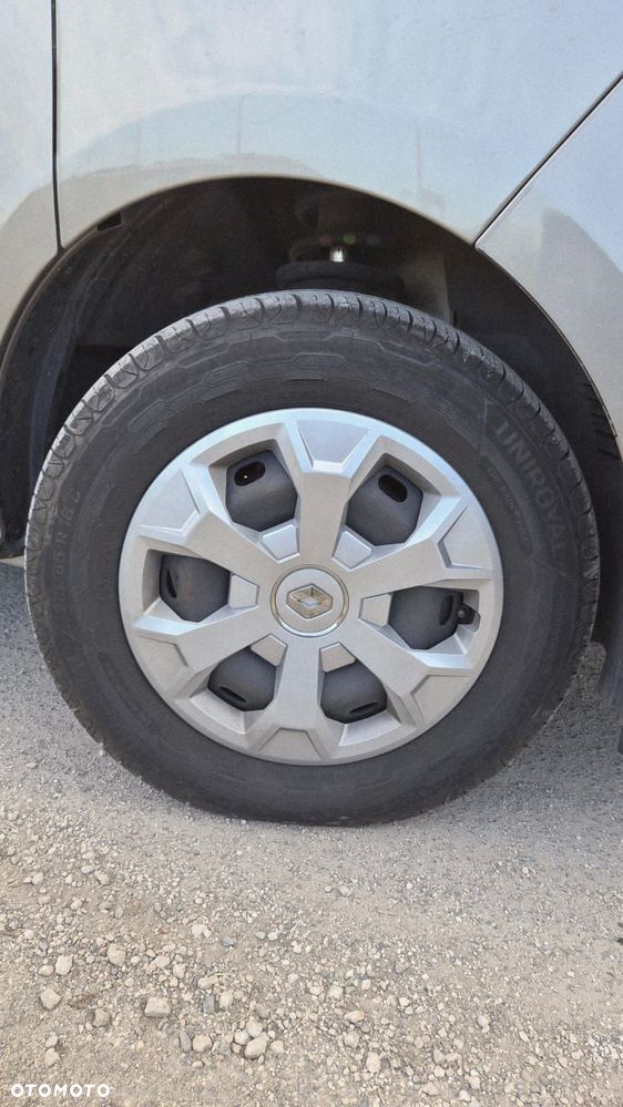 Renault Trafic 2.0 dCi - 4