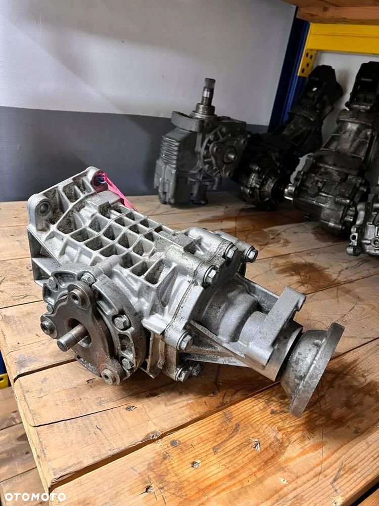 Volkswagen T4 reduktor synchro MBF 220045 80322010 - 3