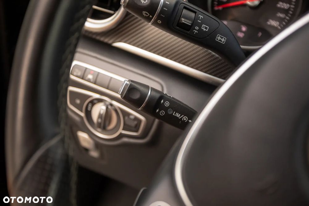 Mercedes-Benz Klasa V 250 d 4-Matic 7G-Tronic - 32