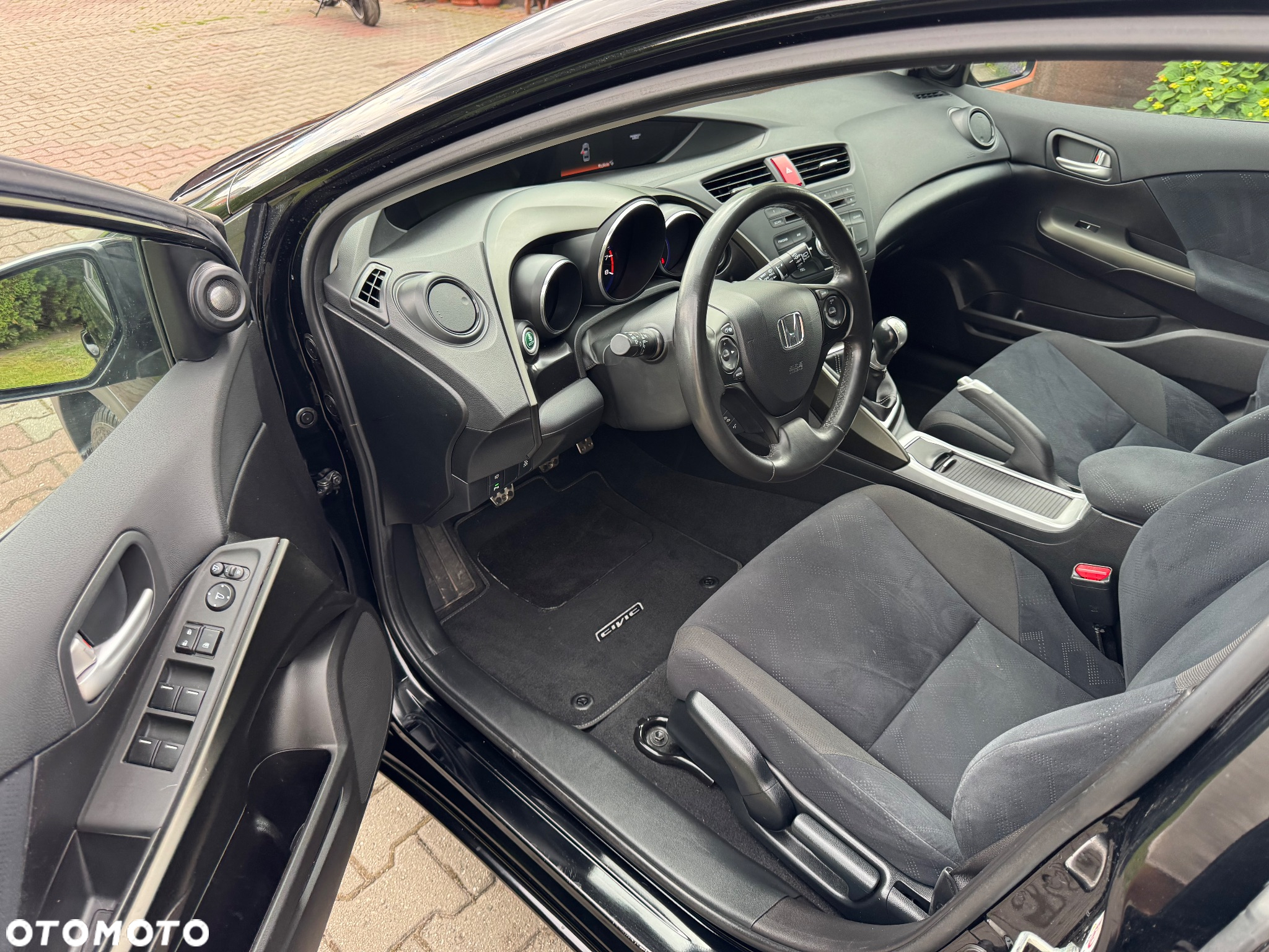 Honda Civic 1.8 i-VTEC Elegance - 13