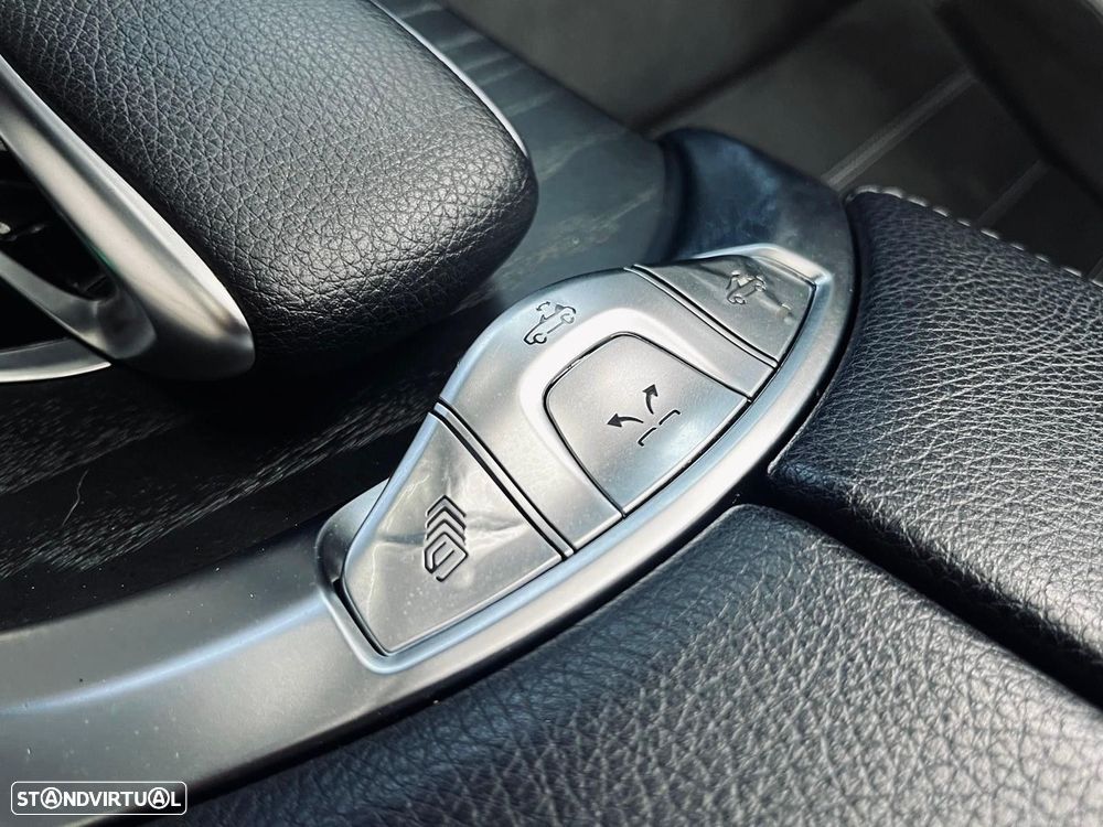 Mercedes-Benz C 220 d Cabrio AMG Line Aut. - 38