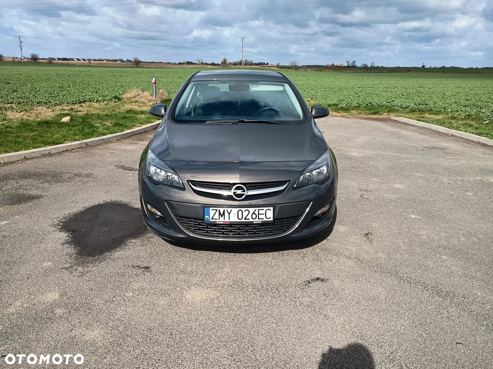 Opel Astra 1.4 T Enjoy - 2