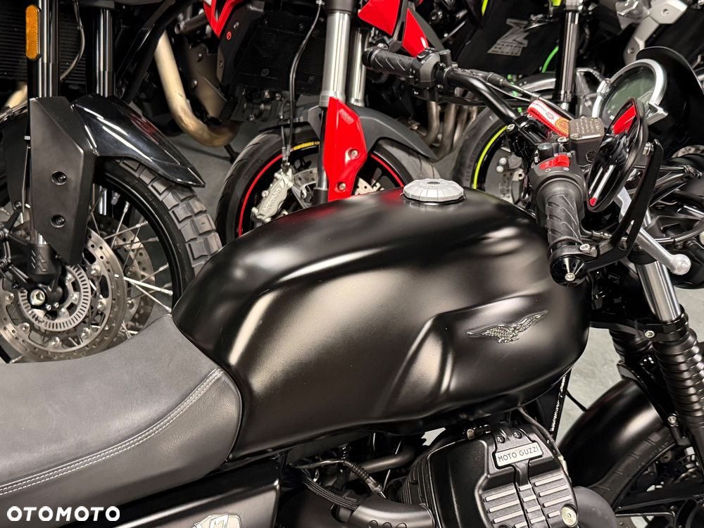 Moto Guzzi V7 - 15