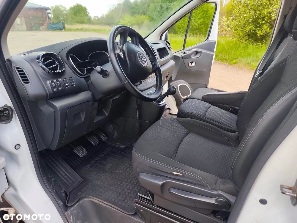 Opel Vivaro - 6