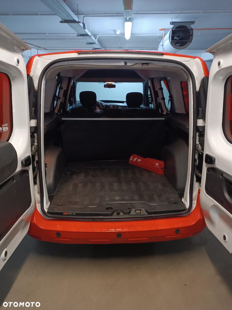 Dacia Dokker 1.3 TCe Stepway - 11