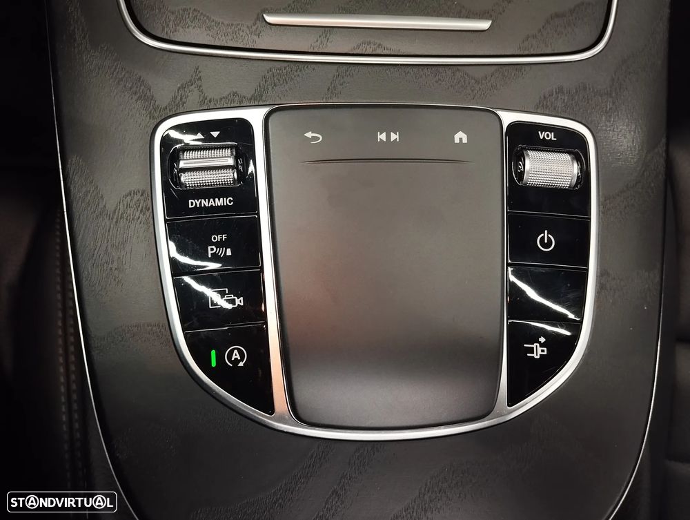 Mercedes-Benz E 220 d AMG Line - 50