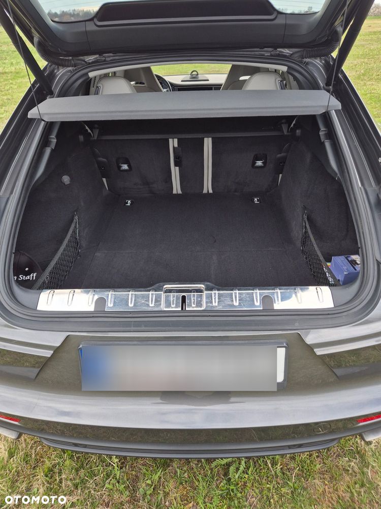 Porsche Panamera 4 - 10