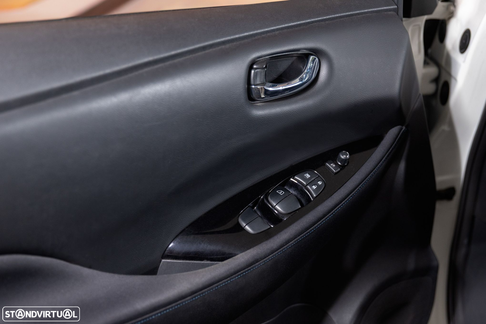 Nissan Leaf N-Connecta - 22