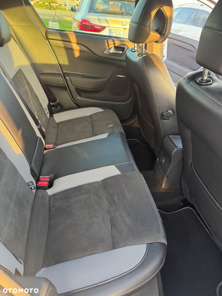 DS Automobiles DS 4 Crossback - 21