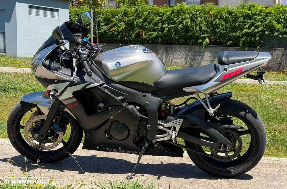 Yamaha YZF - 3