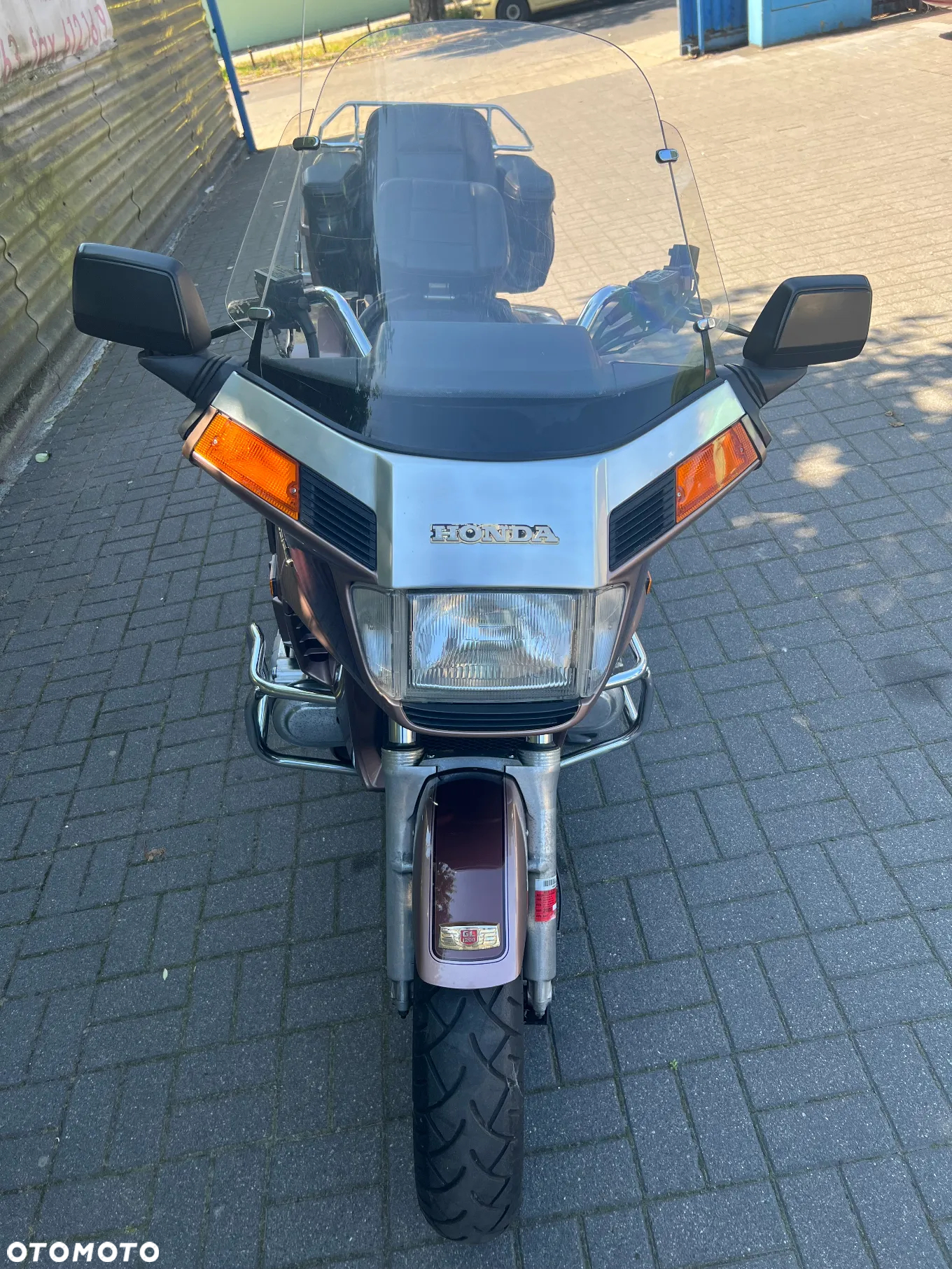 Honda GL - 6