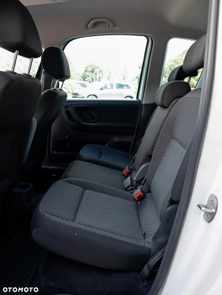 Skoda Roomster - 10