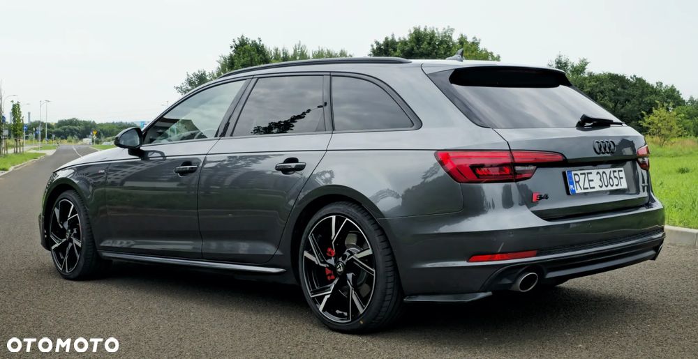 Audi A4 - 18