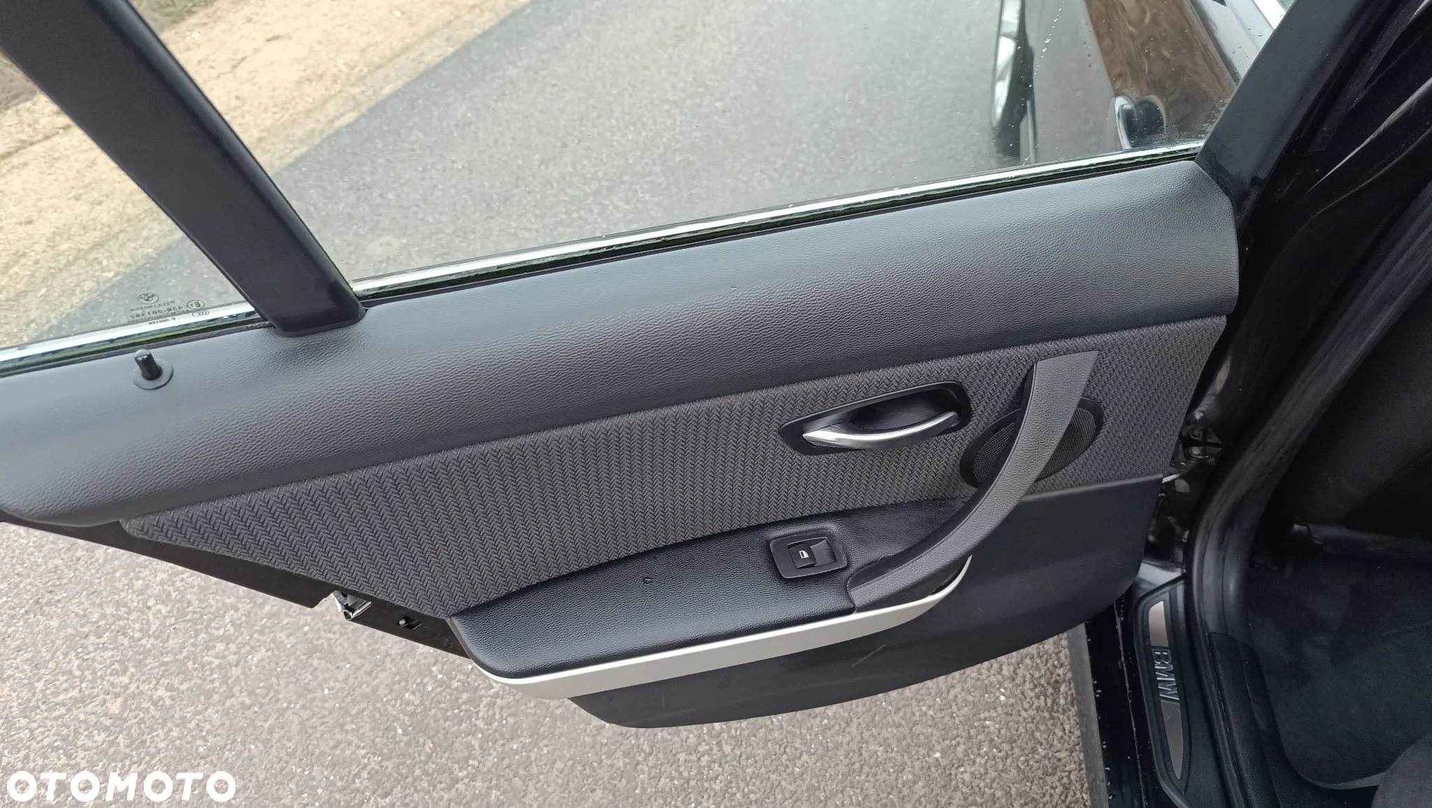 BMW Seria 3 330d DPF Touring Edition Sport - 18