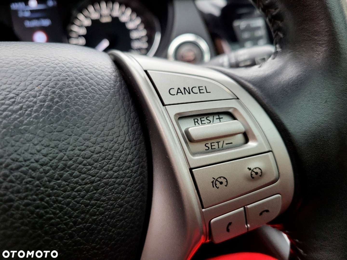 Nissan Qashqai - 13