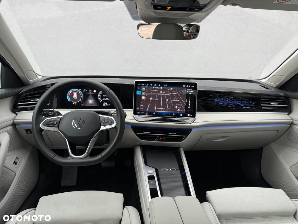 Volkswagen Passat 2.0 TDI SCR 4Mot Elegance DSG - 14