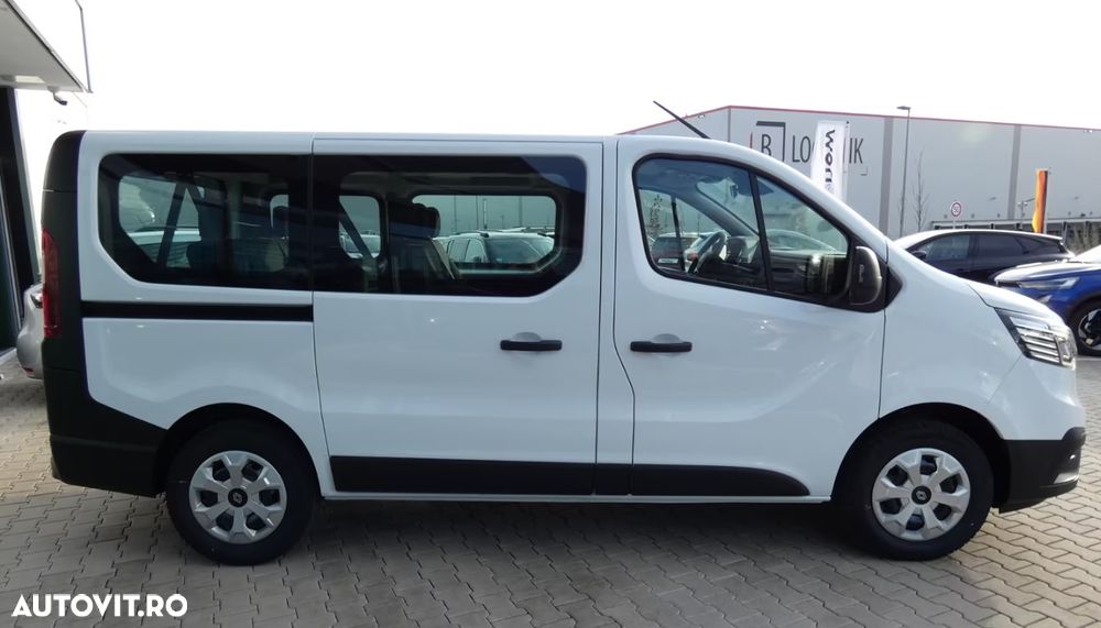 Renault Trafic 2.0 Blue dCi 110 S&S L2 8+1 Life - 4