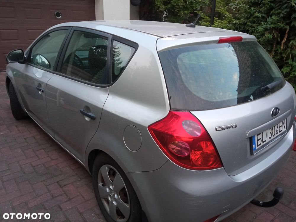 Kia Ceed 1.4 Comfort - 4