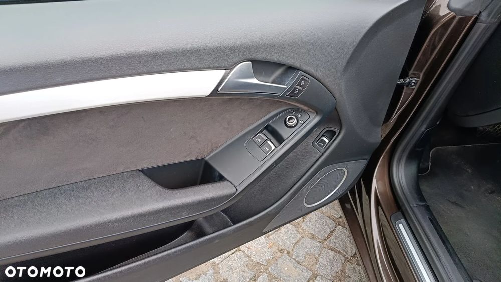 Audi A5 Coupé 3.0 TDI DPF quattro S tronic - 32