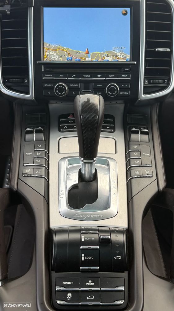 Porsche Cayenne S - 11
