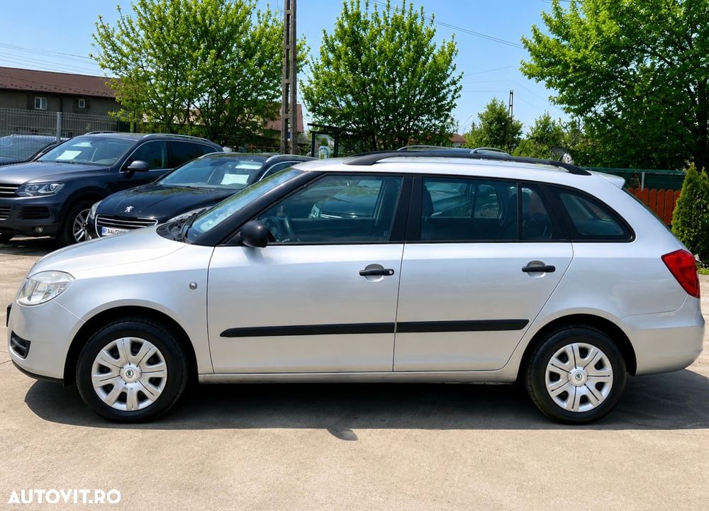 Skoda Fabia 1.2 HTP STYLE EDITION - 5