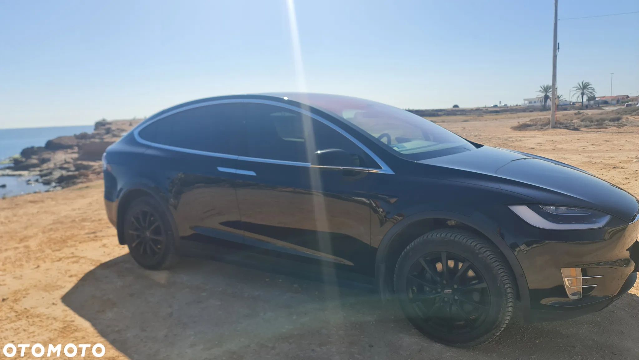 Tesla Model X 90D Allradantrieb - 1