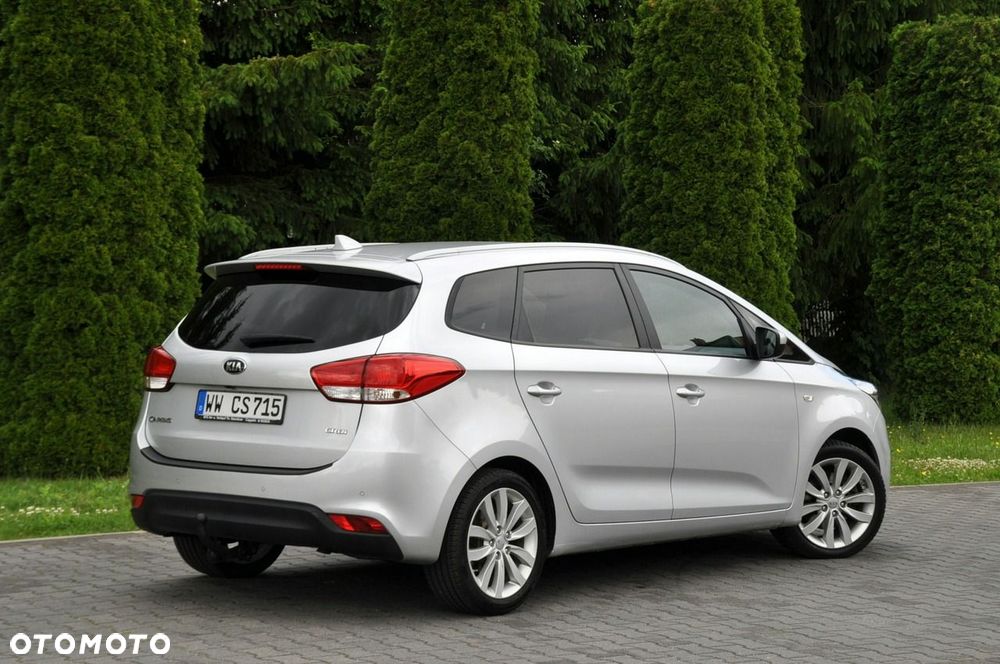 Kia Carens - 6