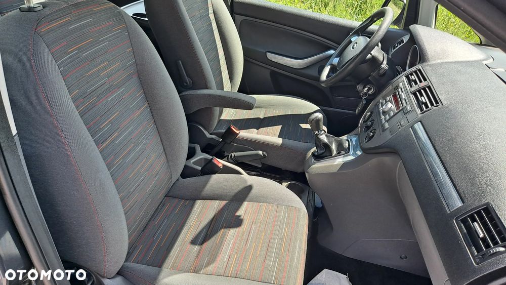 Ford C-MAX - 18