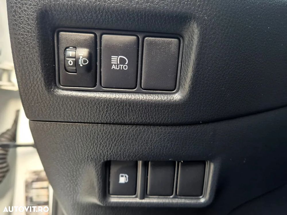 Toyota C-HR 1.8 HSD 122 CP 4x2 CVT Core - 22