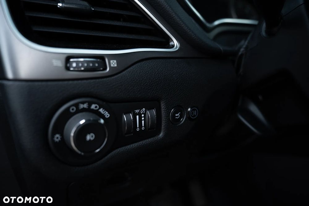 Jeep Cherokee 3.2 V6 Pentastar Active Drive I Automatik Limited - 24