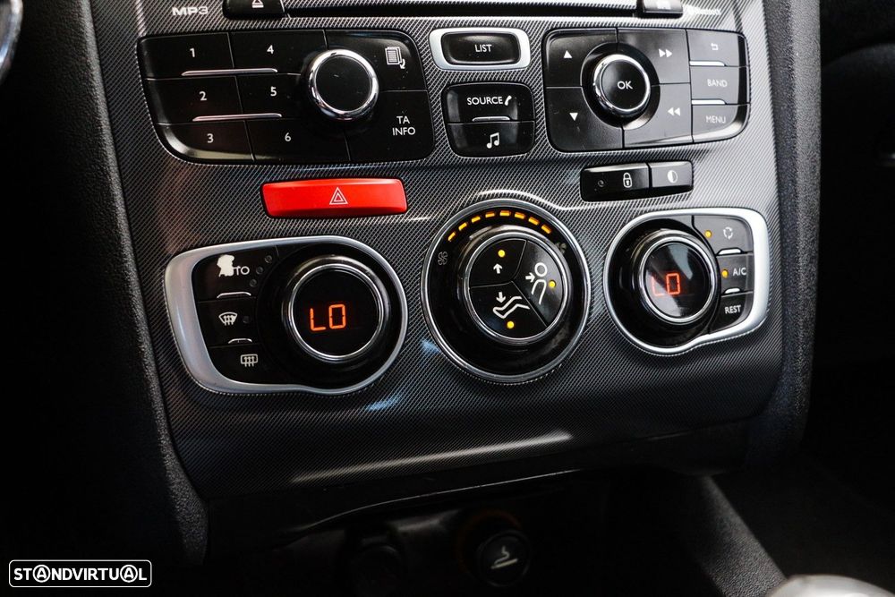 Citroën C4 1.6 HDi Attraction - 18