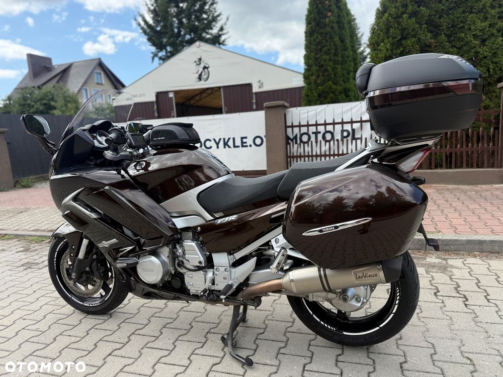 Yamaha FJR - 19