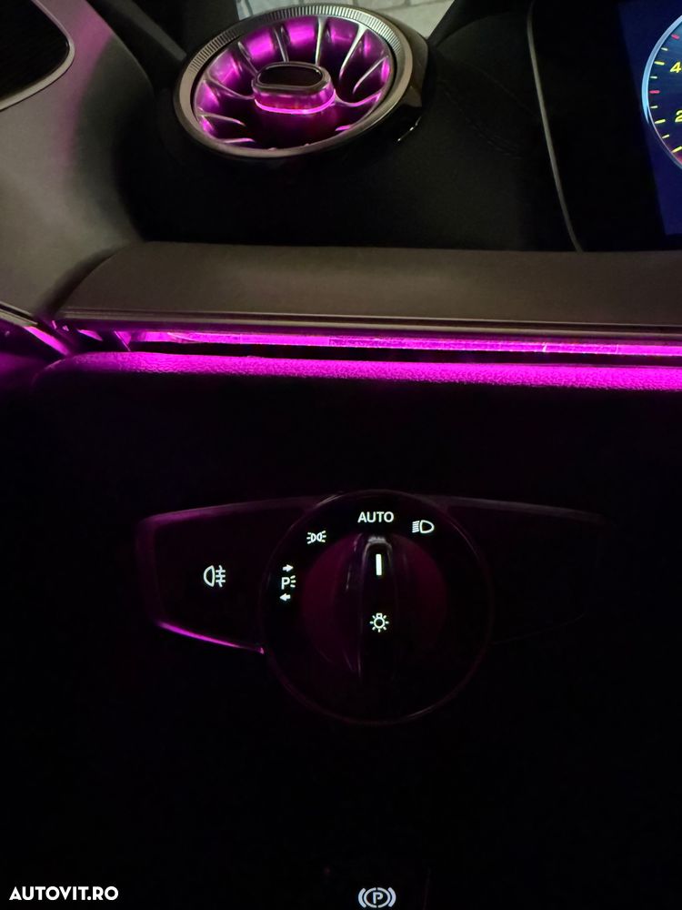 Mercedes-Benz CLS - 9