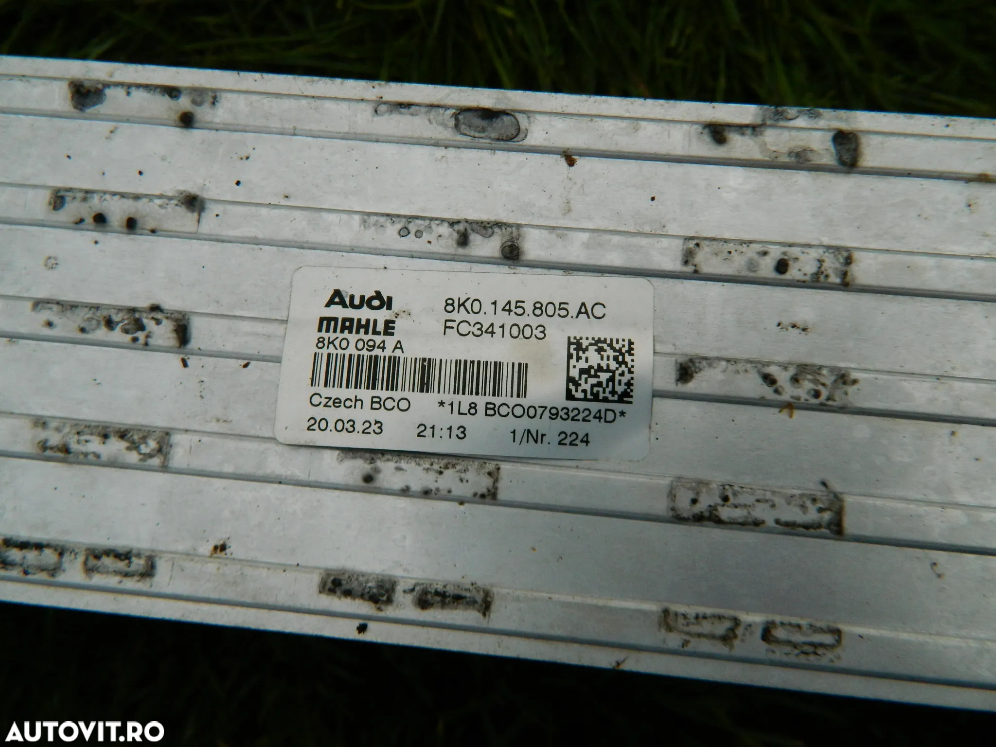 Radiator intercooler Audi A4, A5,A6, A7 , Porsche Macan, VW cod  8K0145805AC - 5