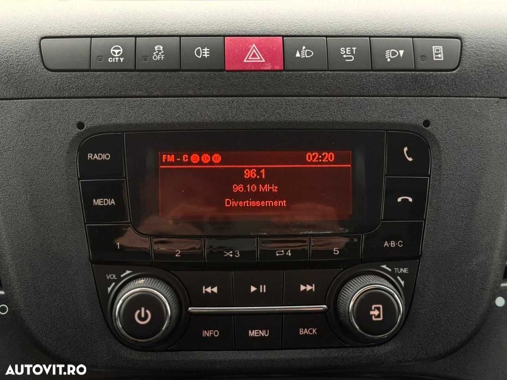 Iveco DAILY CU LIFT HIDRAULIC SI PUNTE DUBLA SPATE - 19