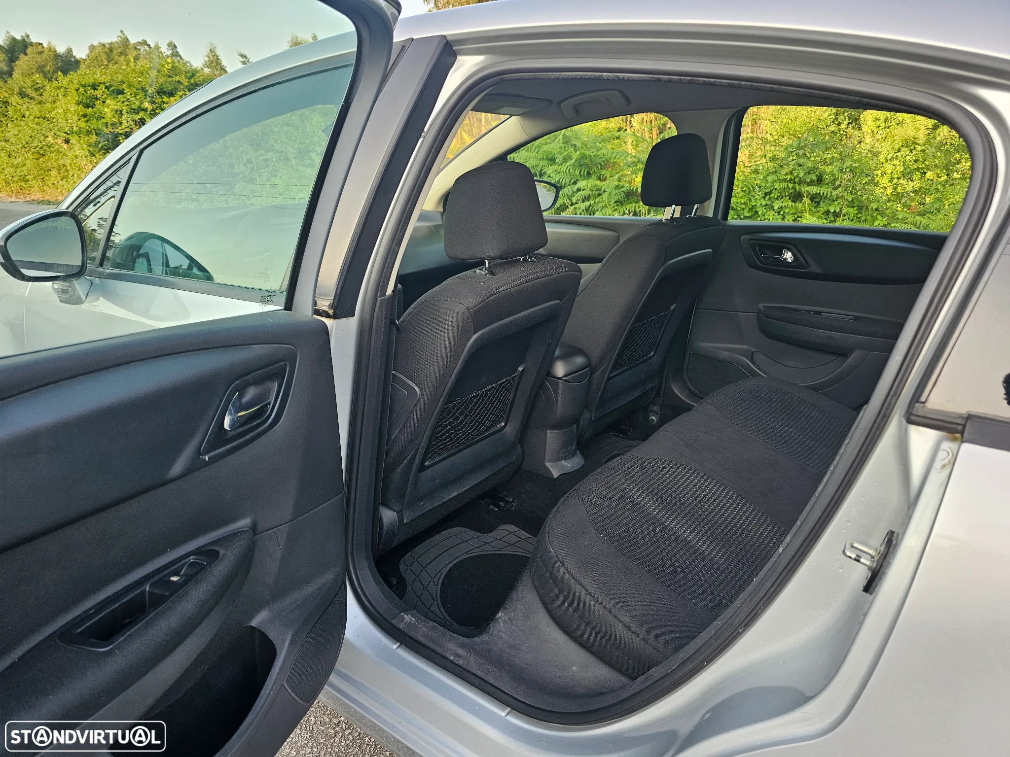 Citroën C4 1.6 HDi Attraction - 15